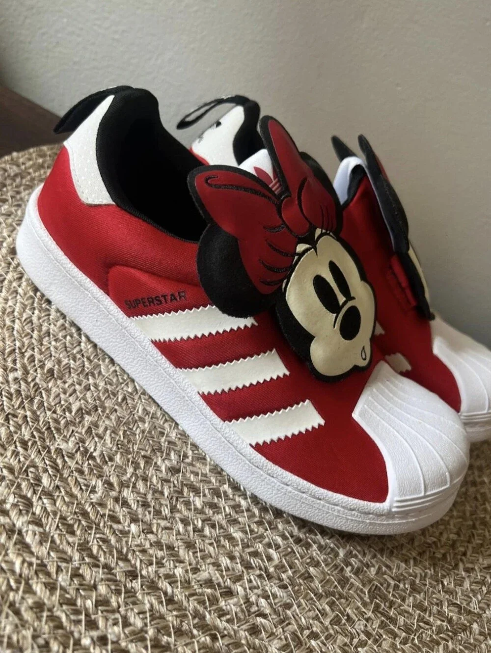 Adidas Superstar 360 Disney Minnie Mouse Girl's Tennis Shoes Size 2